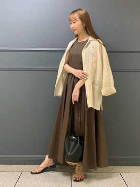 「アイテム（サンダル、ゴールド系）」を使った、DRESSTERIORさん（レディース・154cm）の春コーディネート