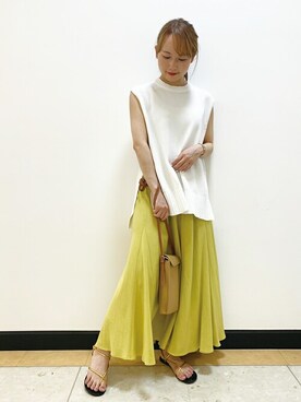 「アイテム（サンダル、ゴールド系）」を使った、DRESSTERIORさん（レディース・154cm）の春コーディネート