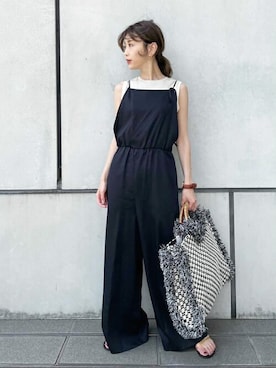 「ビッグトート」｜「アイテム（オールインワン・サロペット）」を使った、DRESSTERIORさん（レディース・160cm）の春コーディネート