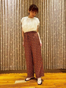 「アイテム（サンダル、ゴールド系）」を使った、DRESSTERIORさん（レディース・158cm）の春コーディネート