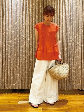 「アイテム（サンダル、ゴールド系）」を使った、DRESSTERIORさん（レディース・158cm）の春コーディネート