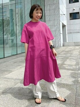 「アイテム（サンダル、ゴールド系）」を使った、DRESSTERIORさん（レディース・150cm）の春コーディネート