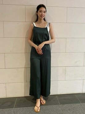 「DRESSTERIOR（ドレステリア）のアイテム（サロペット/オーバーオール）」を使った、DRESSTERIORさん（レディース・172cm）の春コーディネート