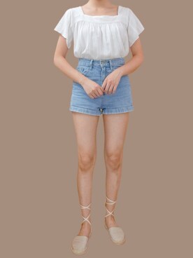 Haileyさんのコーディネート