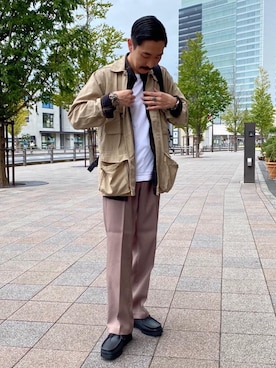 「アイテム（モカシン/デッキシューズ）」を使った、伊藤　貴広さん（メンズ・163cm）の秋コーディネート
