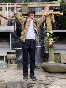 「大学生コーデ」｜「アイテム（ミリタリージャケット）」を使った、とっとさん（メンズ・180cm）の春コーディネート