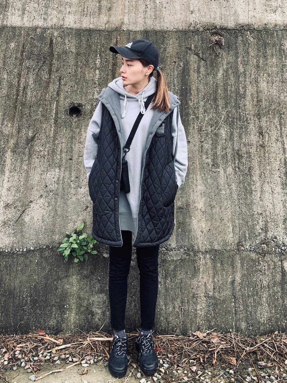 「PALLADIUMの【PALLADIUM(パラディウム)】PALLAKIX90（スニーカー、その他）」を使った、Swan Duさん（レディース・166cm）の冬コーディネートの1枚目の写真