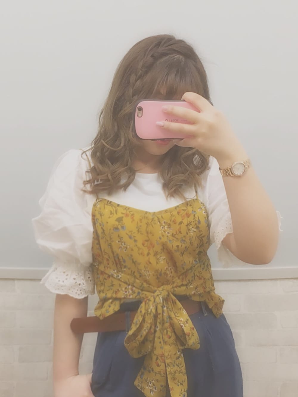「denim、ワイドパンツ、小花柄、ビスチェ、スカラップ、RETRO GIRL、Heather」｜「RETRO GIRLのアイテム（キャミソール、イエロー系）」を使った、miyamaiさん（レディース・151cm）の夏コーディネートの1枚目の写真