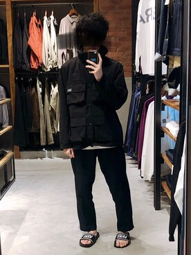 「niko and...（ニコアンド）のアイテム（マウンテンパーカー）」を使った、烏人さん（メンズ・174cm）の秋コーディネート