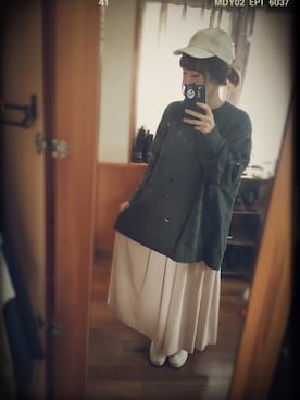 「沖縄」｜「アイテム（スウェット）」を使った、おのぶさん（レディース・155cm）の春コーディネート
