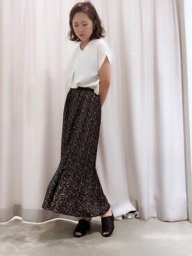 「E hyphen world gallery（イーハイフンワールドギャラリー）の・花柄プリーツロングスカート○★（スカート）」を使った、さ と う ☺︎さん（レディース・159cm）の夏コーディネート