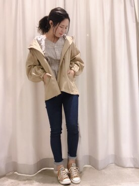 「スキニーデニム」｜「アイテム（マウンテンパーカー）」を使った、さ と う ☺︎さん（レディース・161cm）の春コーディネート