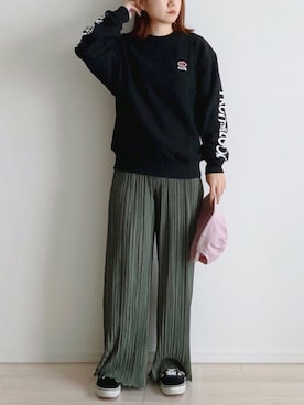 「X-girl（エックスガール）のX-girl x FRUIT OF THE LOOM SWEAT TOP（スウェット、ブラック系）」を使った、tomoさん（レディース・157cm）の秋コーディネート