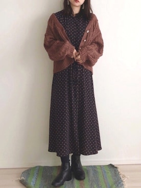 「ケーブルカーディガン」｜「アイテム（ワンピース/ドレス）」を使った、tomoさん（レディース・156cm）の秋コーディネート