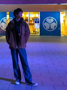 「Levis」｜「アイテム（その他アウター）」を使った、nobuさん（メンズ・178cm）の冬コーディネート