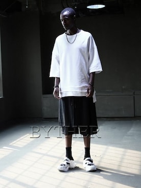 「ByTheR（バイザアール）のアイテム」を使った、BytheR_JPさん（メンズ・178cm）の夏コーディネート