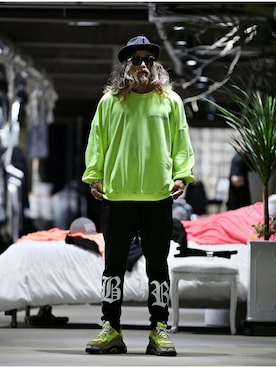 「sweatshirt」｜BytheR_JPさん（メンズ・178cm）の冬コーディネート