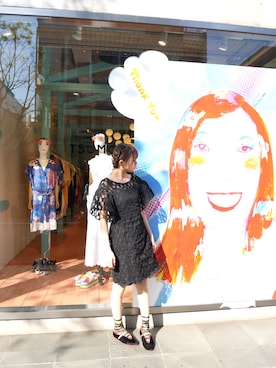 「青山店」｜めーくんまま。さん（レディース・163cm）の冬コーディネート