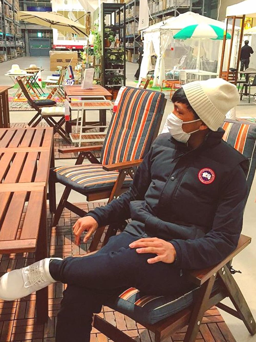 「冬、休日スタイル、GU、street、初心者」｜「CANADA GOOSEのアイテム（ダウンベスト、ブラック系）」を使った、たけぽさん（メンズ・167cm）の冬コーディネートの1枚目の写真