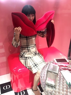「Dior」｜「アイテム（財布/小物）」を使った、えいとまさん（レディース・156cm）の春コーディネート
