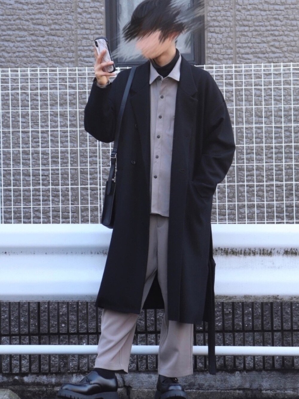 「私の推しブランド、おしゃれさんと繋がりたい、いいね、save、フォローお願いします🤑、ootd、シンプル、セットアップ、キレイめ、くすみカラー、LILL、LILL (リル)」｜「LILLの【セットアップ】ポリトロツイルCPOビッグシルエットシャツジャケット＆ベルト付きワイドパンツ　SET-UP（シャツ/ブラウス、グレー系）」を使った、きおさん（メンズ・172cm）の冬コーディネートの1枚目の写真