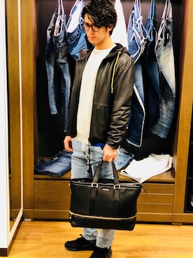 「SHURON（シュロン）のアイテム」を使った、keisukeさん（メンズ・175cm）の春コーディネート