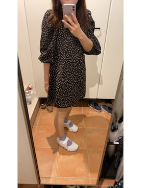 「ナイキスニーカー」｜「アイテム（サンダル）」を使った、Youmiさん（レディース・153cm）の春コーディネート