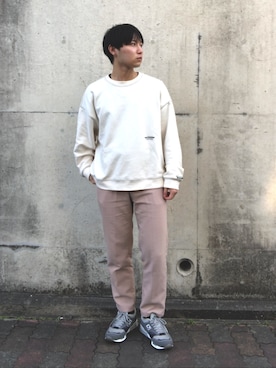 「ゆったりシルエット」｜「アイテム（アクセサリー）」を使った、TOHさん（メンズ・170cm）の冬コーディネート
