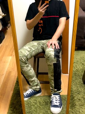 「COMME des GARCONS HOMME PLUS（コムデギャルソンオムプリュス）のアイテム（パンツ、ベージュ系）」を使った、ヨシキさん（メンズ・173cm）の秋コーディネート