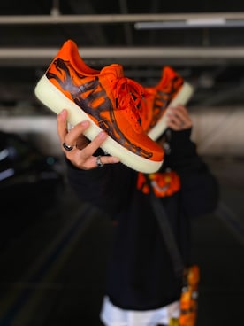 「NIKE（ナイキ）のアイテム（スニーカー、オレンジ系）」を使った、圧倒的身長足りないマンさん（メンズ・155cm）の秋コーディネート