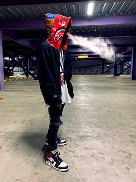 「A BATHING APE（アベイシングエイプ）のアイテム（パーカー、レッド系）」を使った、圧倒的身長足りないマンさん（メンズ・155cm）の春コーディネート