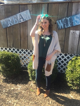 「Kendra Scott  （-）のアイテム」を使った、Lizさん（レディース・165cm）の春コーディネート