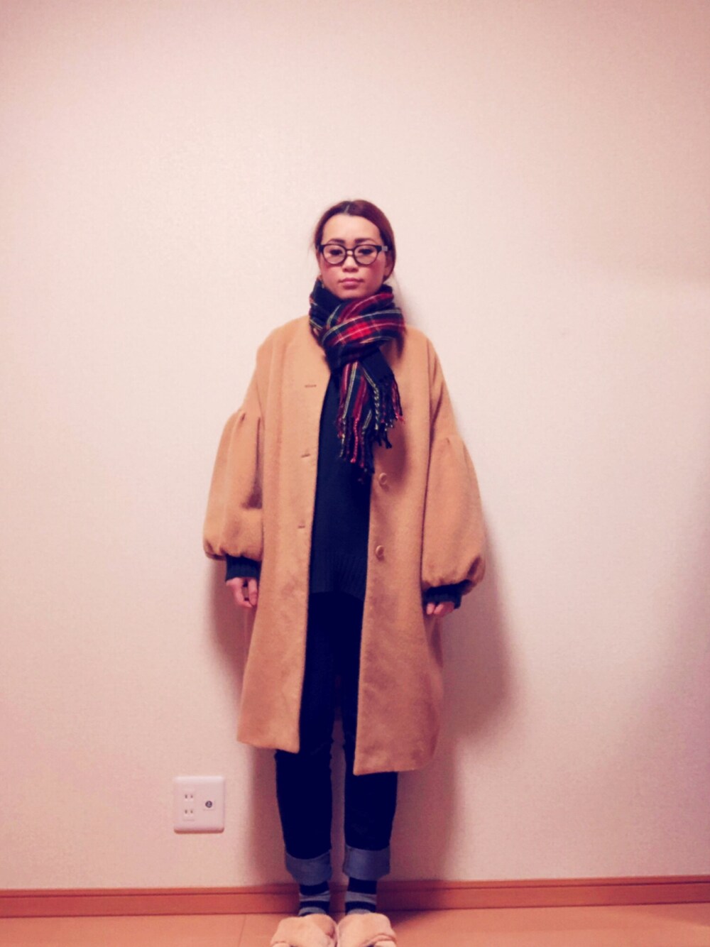 「冬、GU、めがね、グリーン」｜「GUのアイテム（デニムパンツ、ブルー系）」を使った、あゆぽさん（レディース・160cm）の冬コーディネートの1枚目の写真