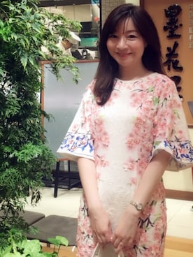 「ひざ下」｜Jennifer Kouさん（レディース・168cm）の夏コーディネート