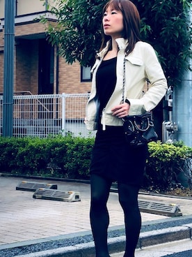 「黒ワンピ」｜「アイテム（ライダースジャケット）」を使った、ウィーバさん（レディース・154cm）の秋コーディネート