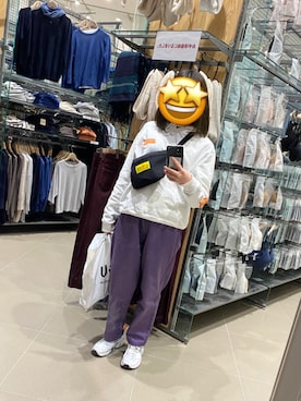 「Aymmy in the batty girls（エイミーインザバッティーガール）のアイテム（パーカー、ホワイト系）」を使った、SaEさん（レディース・157cm）の春コーディネート