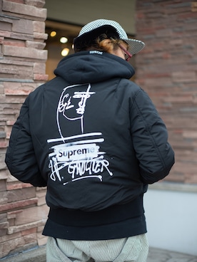 「Supreme （シュプリーム）のアイテム（MA-1）」を使った、HYS-TKさん（メンズ・178cm）の冬コーディネート