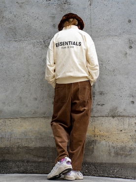 「UNIQLO（ユニクロ）のワイドフィットテーパードコーデュロイパンツ セットアップ可能（その他パンツ）」を使った、HYS-TKさん（メンズ・178cm）の冬コーディネート