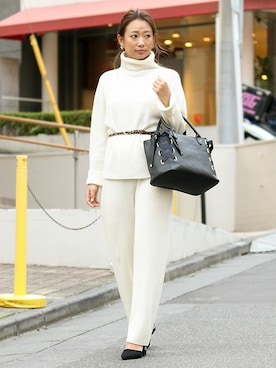 「リブニットパンツ」｜「アイテム（ワンピース/ドレス）」を使った、DaTuRa_STAFFさん（レディース・160cm）の冬コーディネート