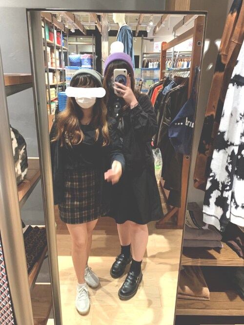 Nike ナイキ のスタジャンを使ったレディース人気ファッションコーディネート Sciaky