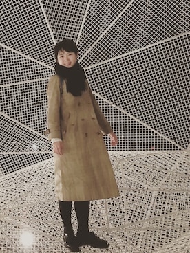 「BURBERRY（バーバリー）のアイテム（トレンチコート、ベージュ系）」を使った、kur さん（レディース・165cm）の冬コーディネート