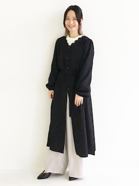 「haco!（ハコ）のVカッティングがきれいで素足も美しく魅せるバックストラップパンプス（パンプス）」を使った、さめ 。さん（レディース・150cm）の春コーディネート