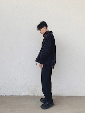 「plain-me（プレインミー）のアイテム（その他アウター）」を使った、吳鐘偉さん（メンズ・170cm）の冬コーディネート