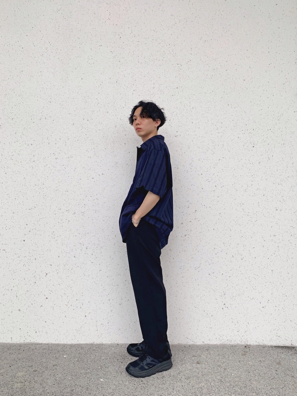 「ootd、街頭穿搭、夏、streetstyle」｜「NORBITのアイテム（シャツ/ブラウス、ブルー系）」を使った、吳鐘偉さん（メンズ・170cm）の夏コーディネートの1枚目の写真