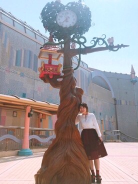 「赤白コーデ」｜るんさん（レディース・157cm）の秋コーディネート