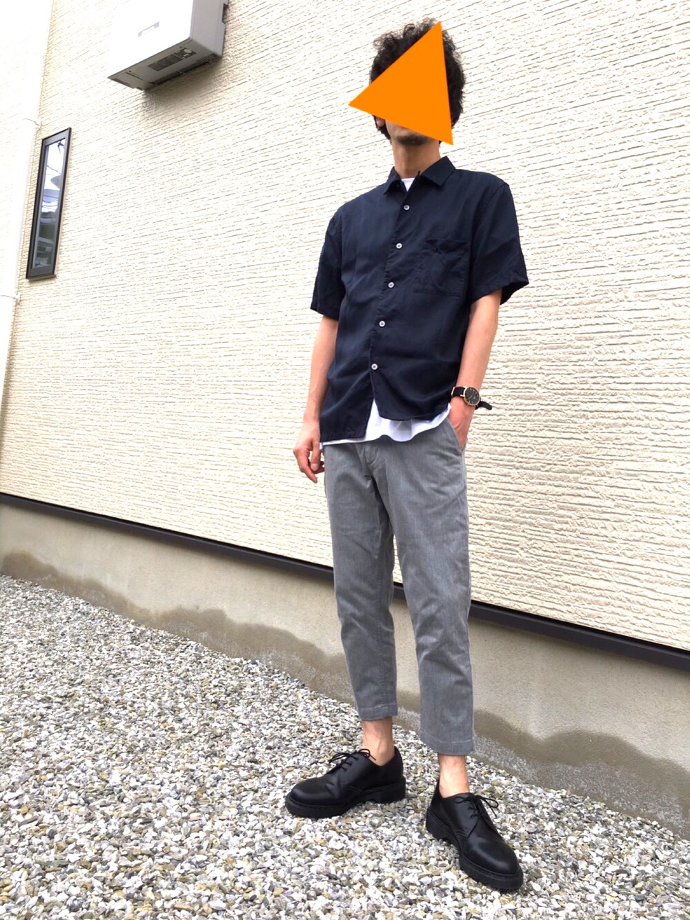 「夏、シンプル、ユニクロ、開襟シャツ、オトナカジュアル、シンプルコーデ、ビッグT」｜「UNIQLOのオープンカラーシャツ（半袖）（シャツ/ブラウス、ブルー系）」を使った、J.Jさん（メンズ・172cm）の夏コーディネートの1枚目の写真
