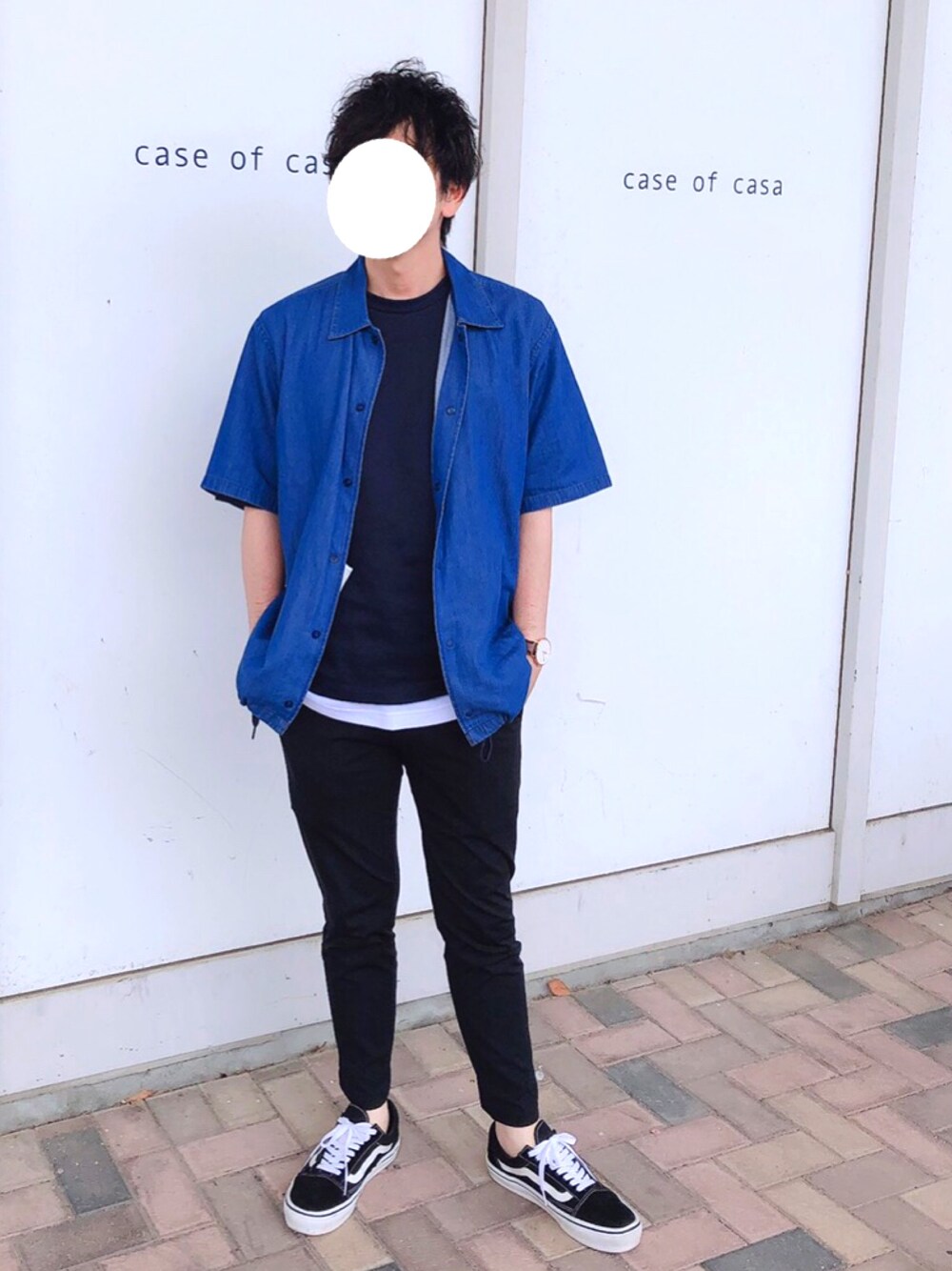 「夏、シンプルコーデ、カジュアル、プチプラコーデ、VANS、休日スタイル」｜「GUのアイテム（Tシャツ/カットソー、ブルー系）」を使った、J.Jさん（メンズ・173cm）の夏コーディネートの1枚目の写真
