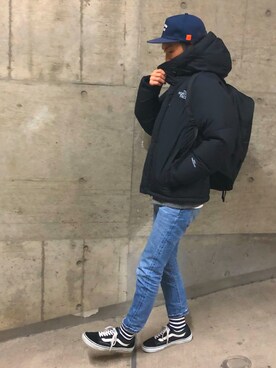 「ボーダーソックス」｜「アイテム（ダウンジャケット/コート）」を使った、eki_tmtさん（メンズ・173cm）の冬コーディネート