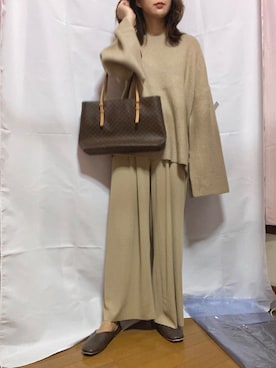 「CELINE」｜「アイテム（その他シューズ）」を使った、くるみこさん（レディース・158cm）の冬コーディネート