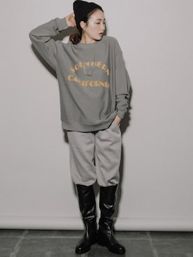 「H&M（エイチ・アンド・エム）のアイテム（スウェットパンツ）」を使った、eversince_snap さん（レディース・162cm）の春コーディネート